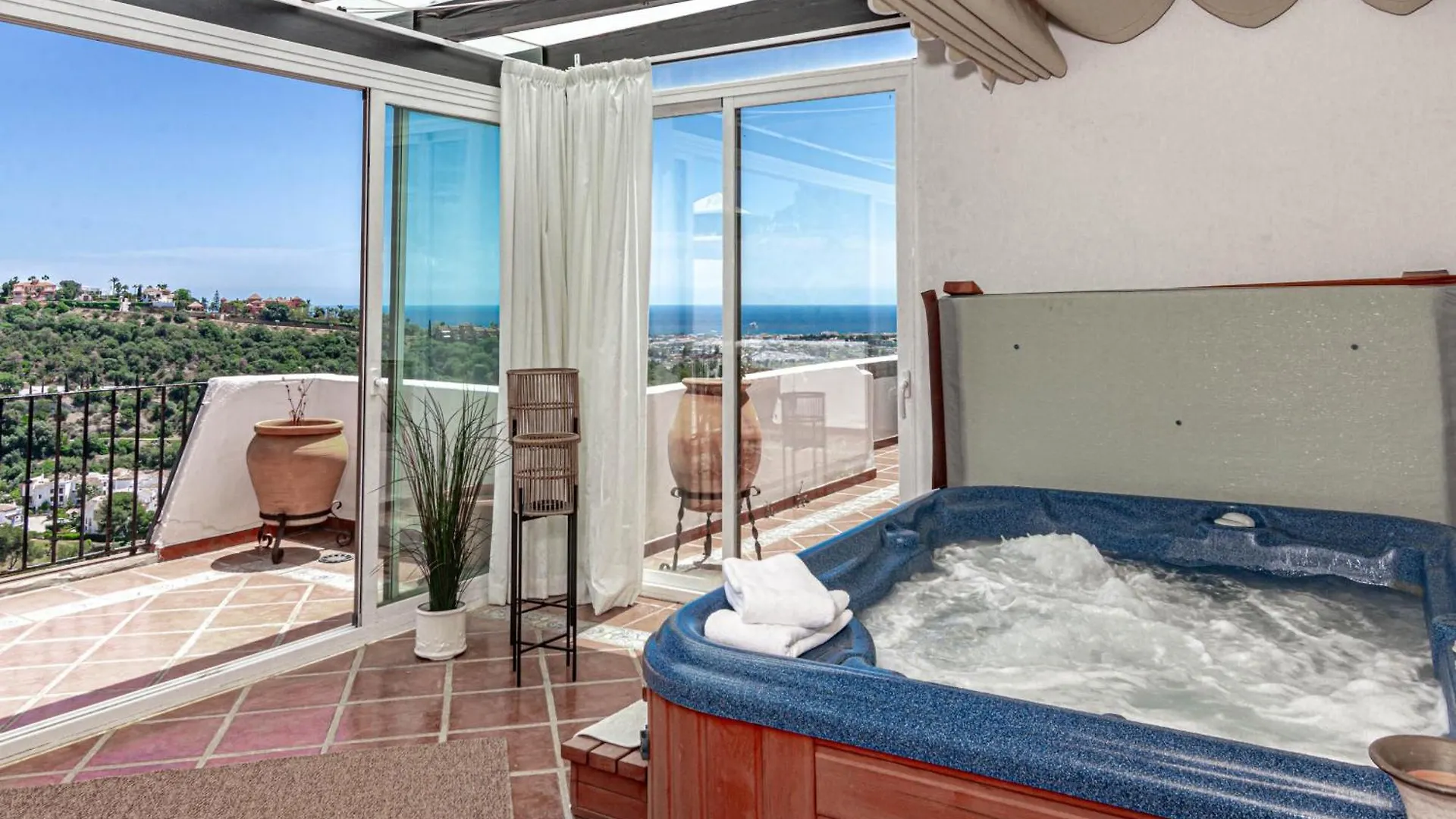 Lag - Spacious 3Br Townhouse With Private Jacuzzi 马尔韦利亚 0*,