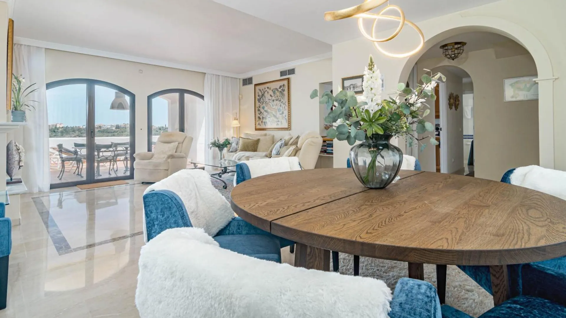 Lag - Spacious 3Br Townhouse With Private Jacuzzi 马尔韦利亚 度假居